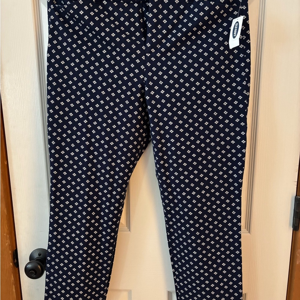 Navy and White Patterned Pants - Picture 3 of 3